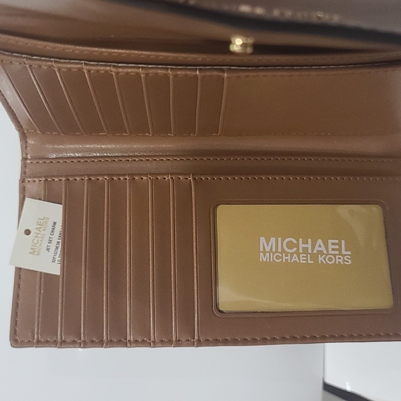 ✅ Michael Kors Jet Set Tri-Fold Large Logo Leather Wallet Acorn / Vanilla ✨ NWT - Picture 9 of 16